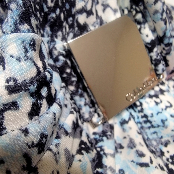 NEW WITH TAGS! Calvin Klein Women's Printed Blouse w/ Rouching Size 2X. #0526 - Picture 5 of 6